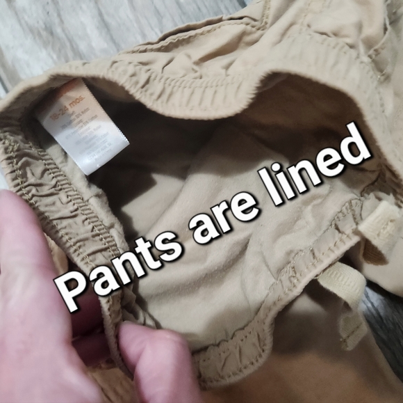 18/24M Gymboree Khakis, The Children's Place Onesie & Skinny Grey Pants - Picture 4 of 10